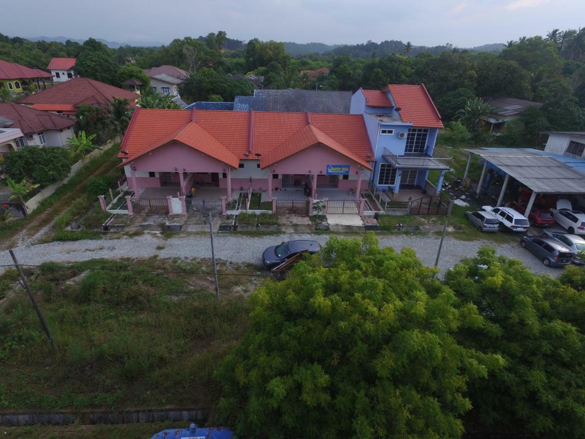 Homestay Tok Ma 1 Alur Tuman Marang Zewnętrze zdjęcie